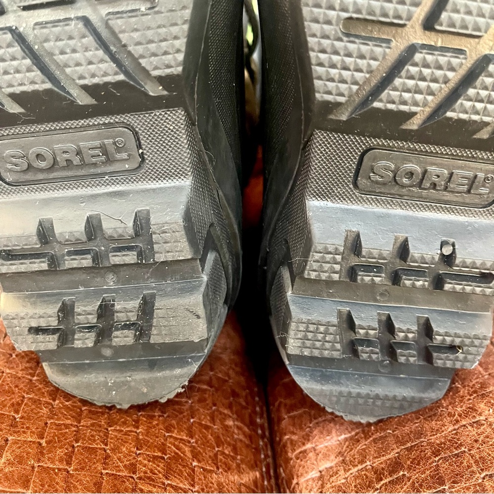 Sorel Kids' Flurry Water And Wind Resistant Snow Winter Boots - Picture 12 of 13